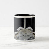 Een gedeeltelijk uitzicht van Space Shuttle Tweekleurige Koffiemok (Center)