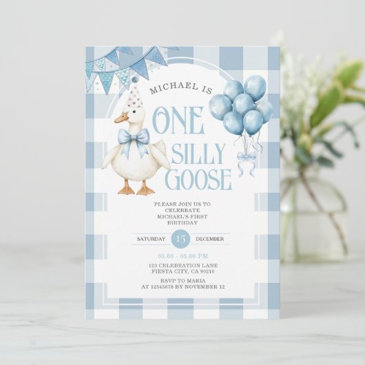 Een Gekke Gans 1e Verjaardag Ballon Blue Gingham Kaart (Staand voorkant)