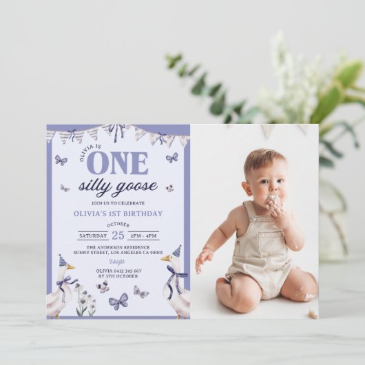 Een Gekke Gans 1e verjaardagsfeestje Foto Kaart (Staand voorkant)