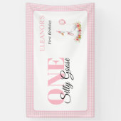 Een gekke gans, roze gingham meisje's 1e verjaarda spandoek (Verticaal)