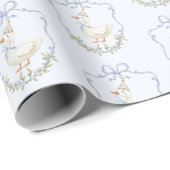 Een Gekke Goose Blue Bow Crest  Verjaardag Cadeaupapier (Rol Hoek)