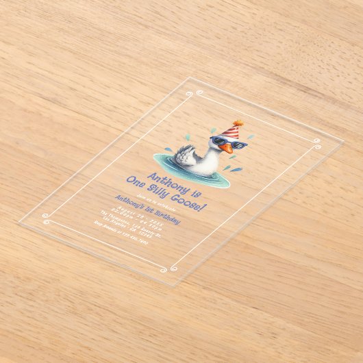 Een Gekke Goose Eerste Verjaardag Party Acryl Uitnodigingen (Laagn)