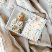 Een Gekke Goose Gingham Blue 1st Birthday Foto Kaart