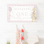 Een Gekke Goose Gingham Roze Meisje 1e Verjaardag Spandoek (Insitu)