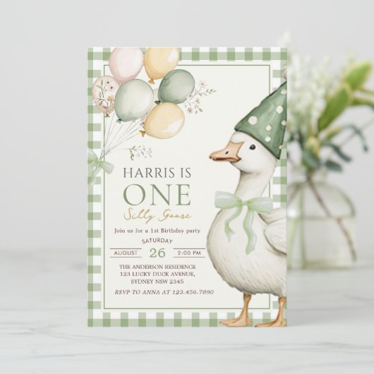 Een Gekke Goose Green Gingham 1e verjaardag Kaart (Staand voorkant)