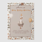 Een Gekke Goose Neutral 1e Verjaardagsfeest Vellum Uitnodigingen (Voorkant)