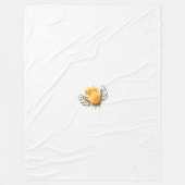 Een gele bloem met bladeren op een witte achtergro fleece deken (Voorkant)