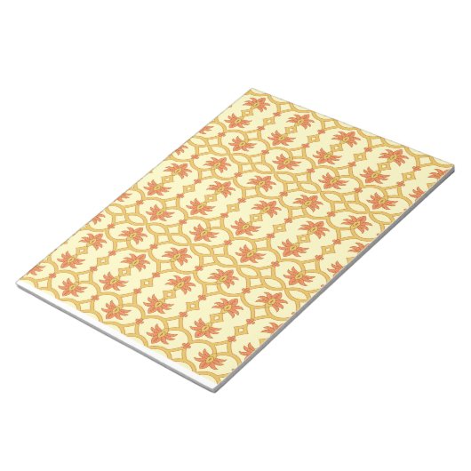 Een gele en witte achtergrond met een ingewikkelde notitieblok (Schuin)