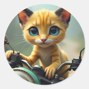 Een gele kat met zwarte oren en grote blauwe ogen ronde sticker