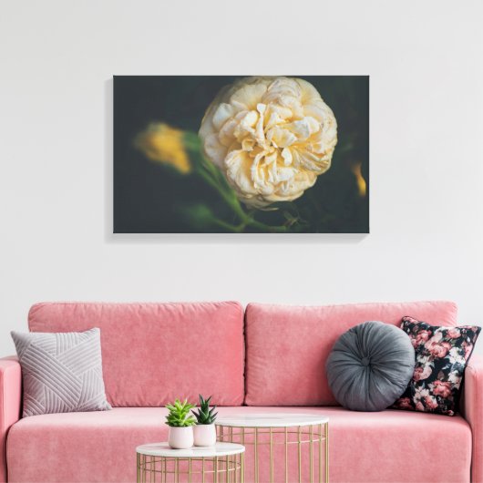 Een gele roos canvas afdruk (Insitu (Woonkamer))