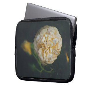 Een gele roos laptop sleeve