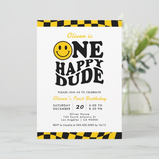 Een gelukkige kerel geel golvende glimlach gezicht kaart (Staand voorkant)