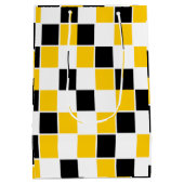 Een gelukkige kerel gepersonaliseerde verjaardag medium cadeauzakje (Achterkant)