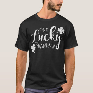 Een gelukkige oma vier blad klaver Saint Patricks T-shirt