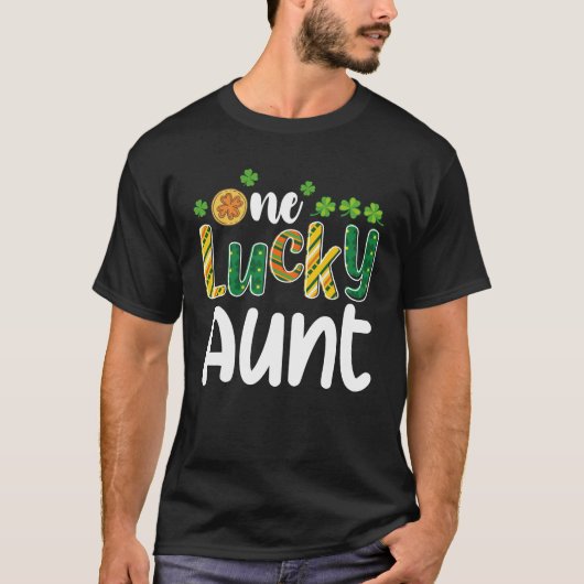 Een gelukkige tante die familie St Patrick's Day m T-shirt (Voorkant)