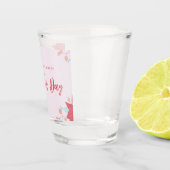 Een gelukkige vrouwendag roze shot glas (Rechts)