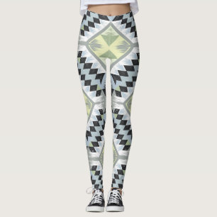 een geometrisch patroon leggings