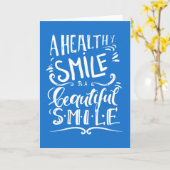 Een gezonde glimlach is een mooie glimlach kaart (Gele Bloem)