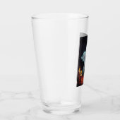 Een glas met een glimlachende geest. (Rechts)