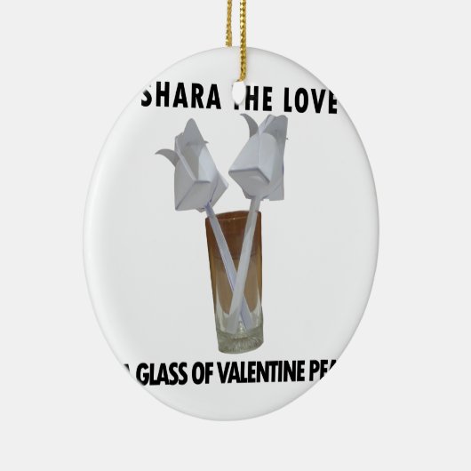 Een glas valentijn vrede. keramisch ornament (Rechts)