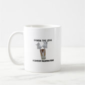 Een glas valentijns vrede. koffiemok (Links)