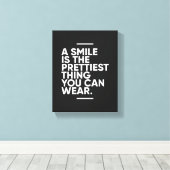 Een glimlach is het mooiste ding | Inspirerend Canvas Afdruk (Insitu (Houten vloer))