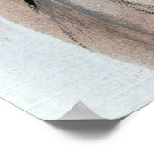 Een glimlachend meisje in zwart poster (Hoek)