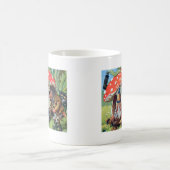 Een gnoom die in een paddenstoel leeft koffiemok (Center)