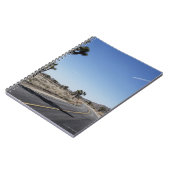 een goed vormgegeven straat in het midden van de notitieboek (Linkerzijde)