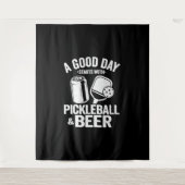 Een goede dag begint met Pickleball & Coffee Funny Wandkleed (Voorkant)