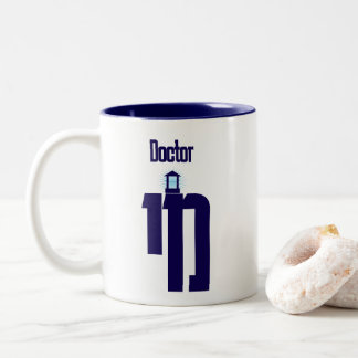 EEN GOEDE JODSE ARTS TWEEKLEURIGE KOFFIEMOK