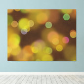 Een gouden kerstpatroon op Fawn Brown Canvas Afdruk (Insitu (Houten vloer))