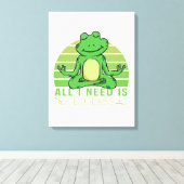 Een grappige kikker met yoga. canvas afdruk (Insitu (Houten vloer))