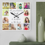 Een Grenkind Laugh Quote 12 Foto White Vierkante Klok<br><div class="desc">Creëer je eigen unieke fotoklok voor grootouders met 12 van je favoriete foto's. Het citaat van de kleinkinderen is gedrukt in elegante handgeschreven scripttypografie en luidt: "De lach van een kleinkind is zonneschijn in het huis". Het ontwerp heeft een modern zwart-wit kleurenpalet - dat u via de "pas verder"verbinding kunt...</div>