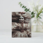 Een griezelige pop horror briefkaart (Staand voorkant)