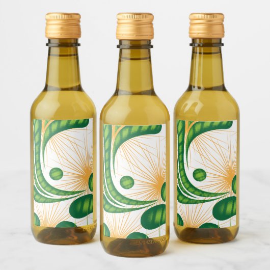 Een groen en goud artistiek patroon met een boom wijn etiket (Flessen)