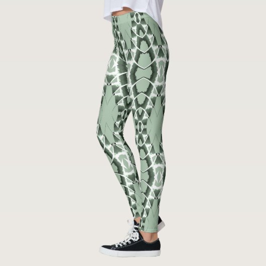 Een  groen patroon "Ratti_Creative_Arts" Leggings (Links)