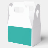 Een groene achtergrond met een bedankdoosjes (Geopend)