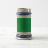 Een groene achtergrond met een witte rand bierpul (Center)