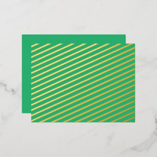 Een groene achtergrond met een witte rand folie feestdagen briefkaart