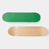 Een groene achtergrond met een witte rand persoonlijk skateboard (Horizontaal)