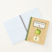 Een groene appel en een half gepersonaliseerde com notitieboek (Binnen)