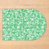 Een groene en witte achtergrond met kleine witte s acryl uitnodigingen (Voorkant)