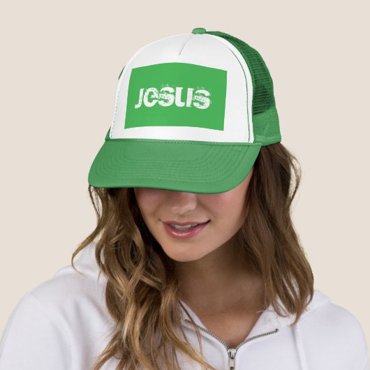 Een groene Jezus Trucker Pet (In situ)