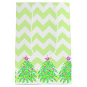 Een groene kerstboom op maat van Chevron Medium Cadeauzakje (Achterkant)