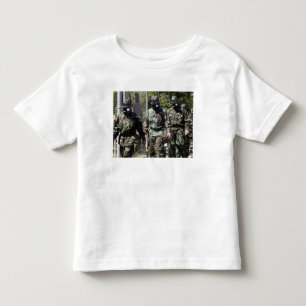 Een groep deelnemers aan de Solar Challenge Kinder Shirts