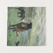 EEN GROEP VAN HOREN OP EEN MOUNTAIN PASTURE WANDKLEED (Voorkant (horizontaal))