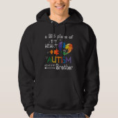 Een groot stuk van mijn hart heeft autisme en hij hoodie (Voorkant)