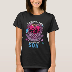 Een groot stuk van mijn hart leeft in de hemel, hi t-shirt