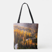 Een groot uitzicht van de windweg. Dramatisch en p Tote Bag (Achterkant)